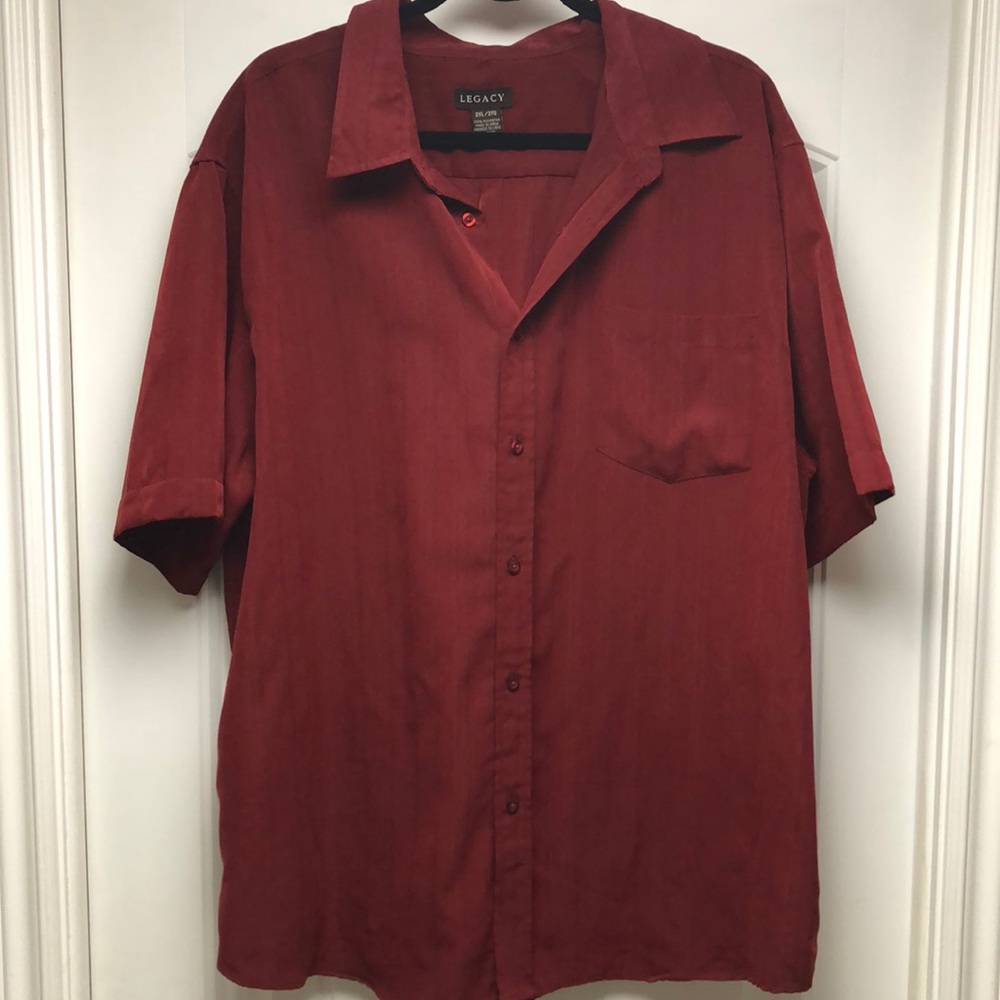 Men’s shirt.